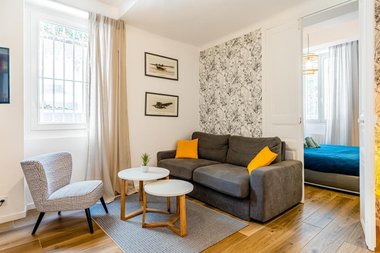 Plein Centre Avec "Parking Prive" Voitures Electriques Bienvenues Apartment Cassis Bagian luar foto